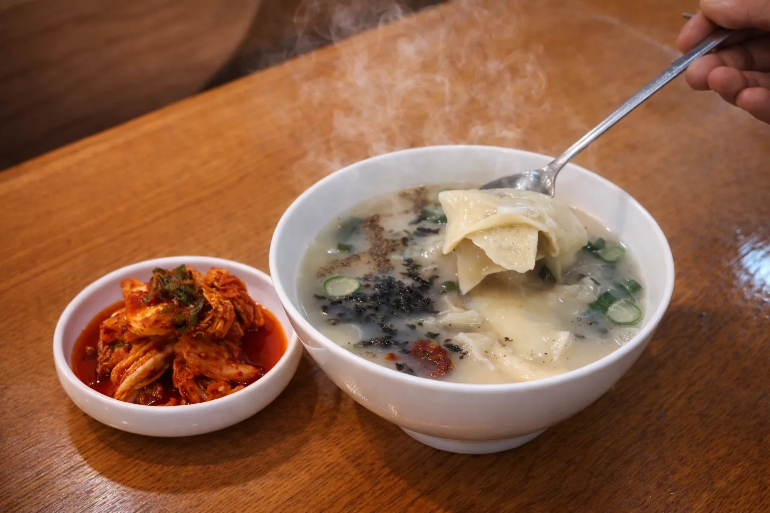 엄지칼국수 대표 메뉴