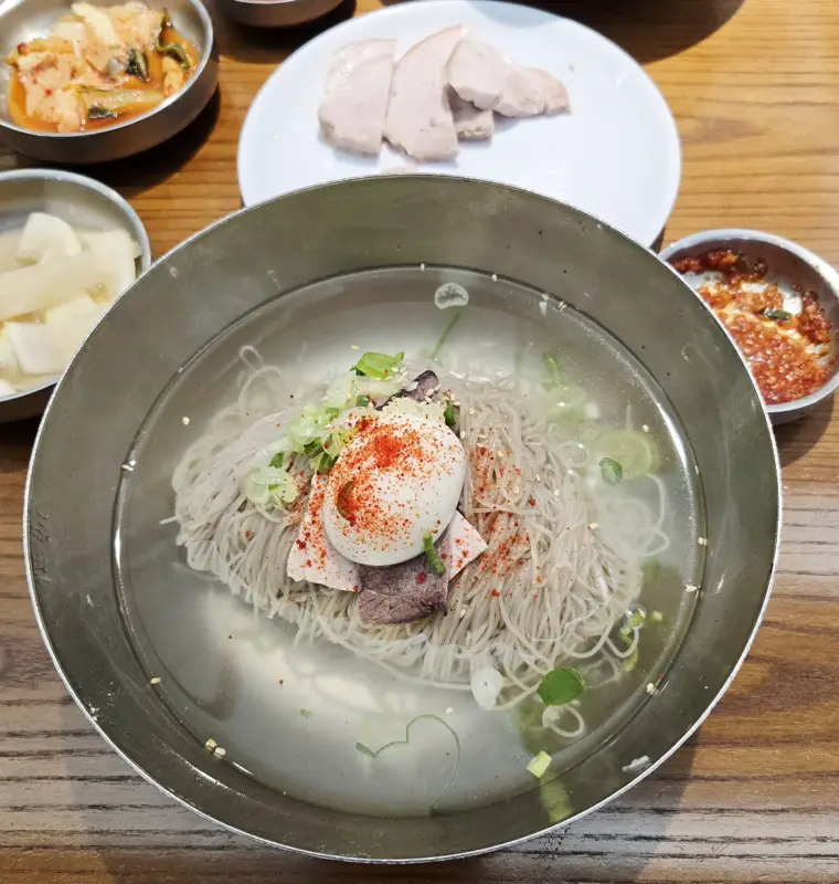 냉면 대표 사진