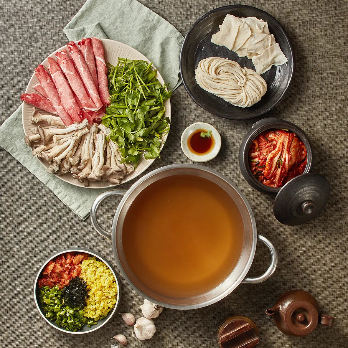 구좌리얼크니손칼국수 강남대치직영점 대표 메뉴